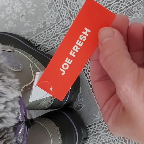 Faux fur baby boot - Picture 6 of 10